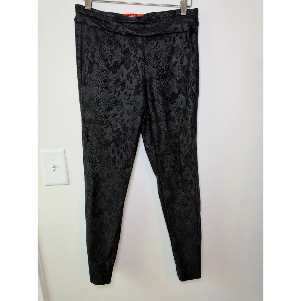 Krazy Larry Pants Women's Size 6 Black Tonal Python Print Pull On Stretch
